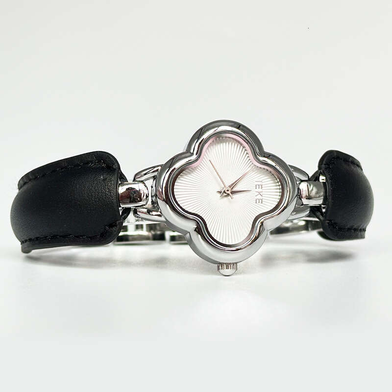 Four-leaf Clover for Women New Ankola Red Bracelet Style Women's IEKE Watch 88250