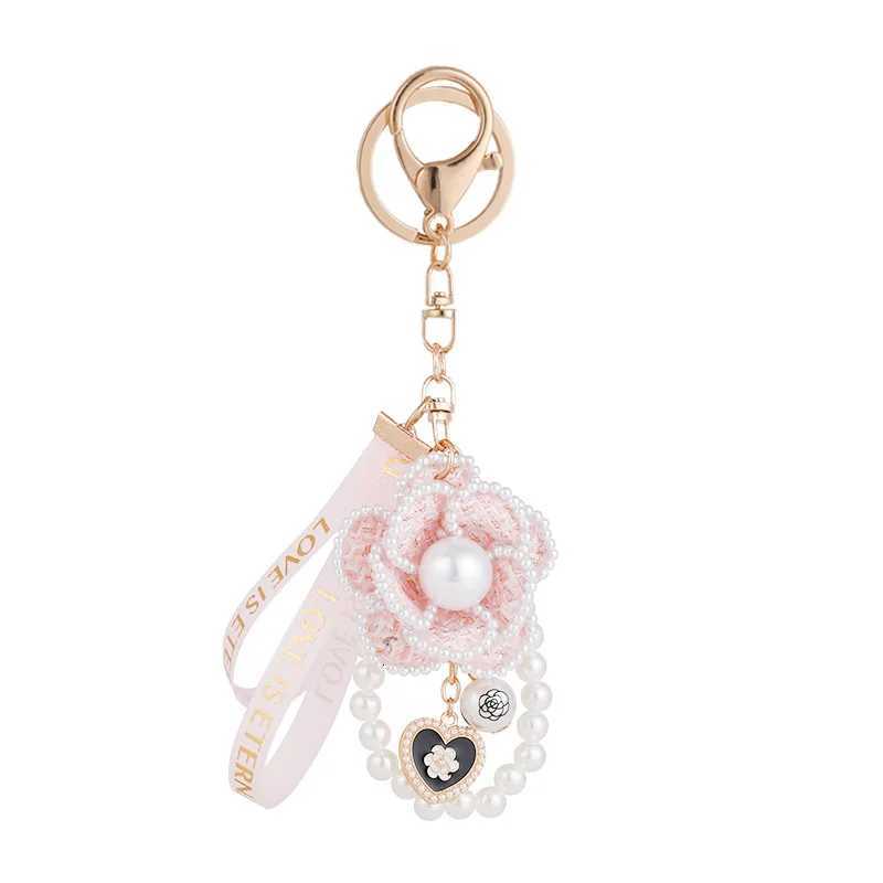Fashion Tweed Camellia Key Chains Ribbon Imitation Pearl Handmade Key Ring Fashion Bag Pendant Automotive Accessories22 D250925