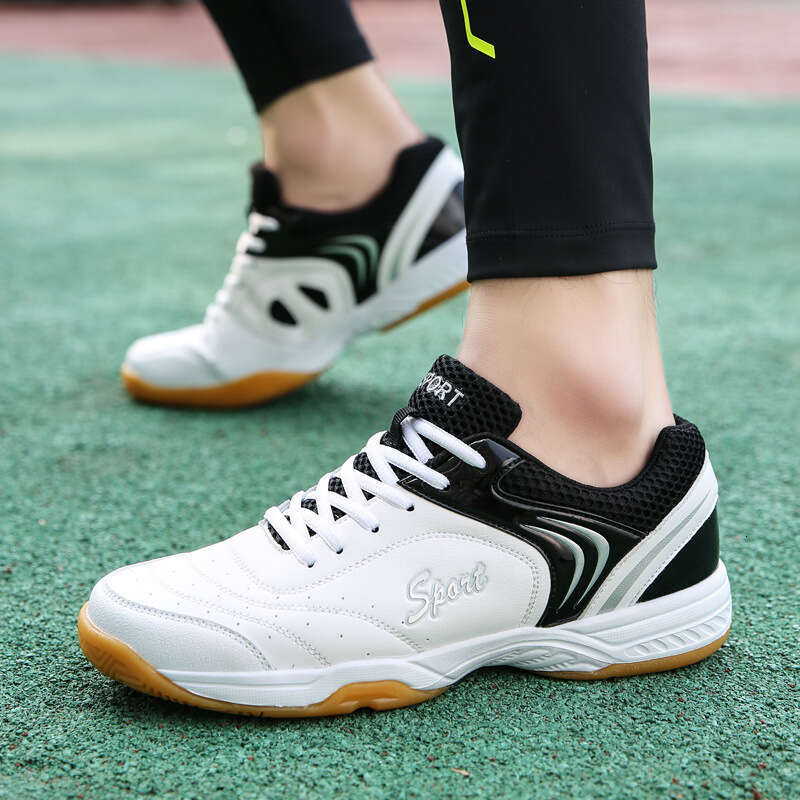 2025 Hot New Designer Large Size Outdoor Badminton Men Luxury shoes Casual Sports for Fashion Women Lightweight Versatile Brand Designer
