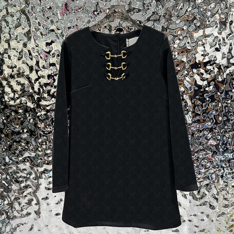 Basic & Casual Dresses designer Brand Full Letters Women Designer Fake Suede Long Sleeve Dress Autumn Winter Elegant Loose Straight QY85 8LFM