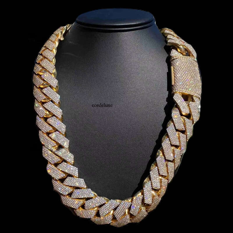 Custom 550 grams Sier Cuban Link Chain Big Rappers Hip Hop Style with Moissanite Dias Yellow Gold Material for Gift 79