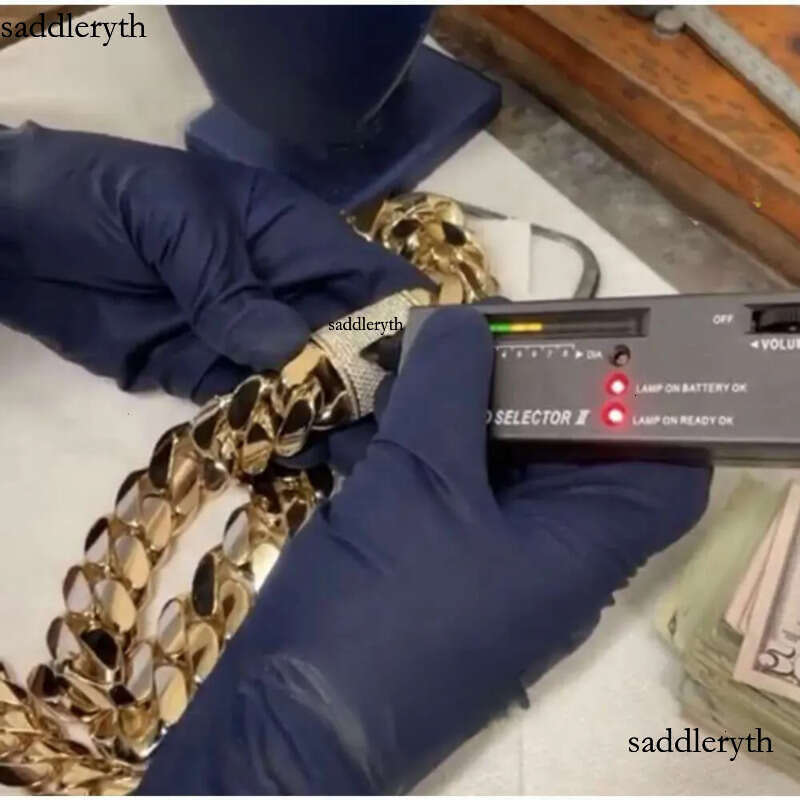 Hip Hop Jewelry Men Thick Miami Necklace 28Mm 24 1Kilo Gram 14K Gold Plated Plain Style 999 Sier Cuban Chain Men's jewelry necklace 6e