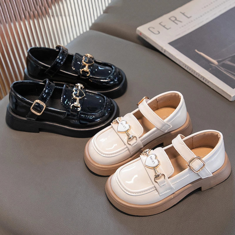 Girls Leather Shoes for Party Wedding Children Black Performance Shoes Thick Bottom Fashion Kids Princess Mary Jane Shoes 250528
