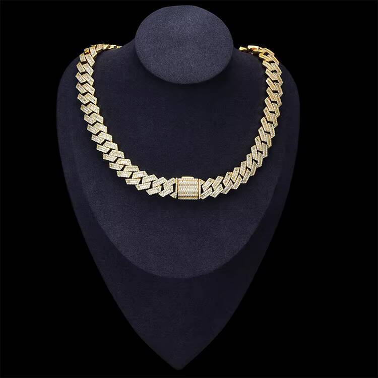 JWY New Fashion Hip hop Cuban Necklace Customized Trendized Gold And Silver Plated Cuban Link Chain For Man