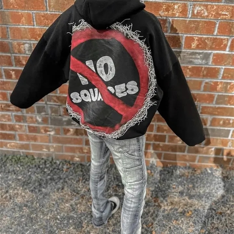 Streetwear Sweatshirt Harajuku Hip Hop Cartoon Graphic Printed Oversized Hoodies Men Women Y2K Gothic Black Pullover Hoodies 240809