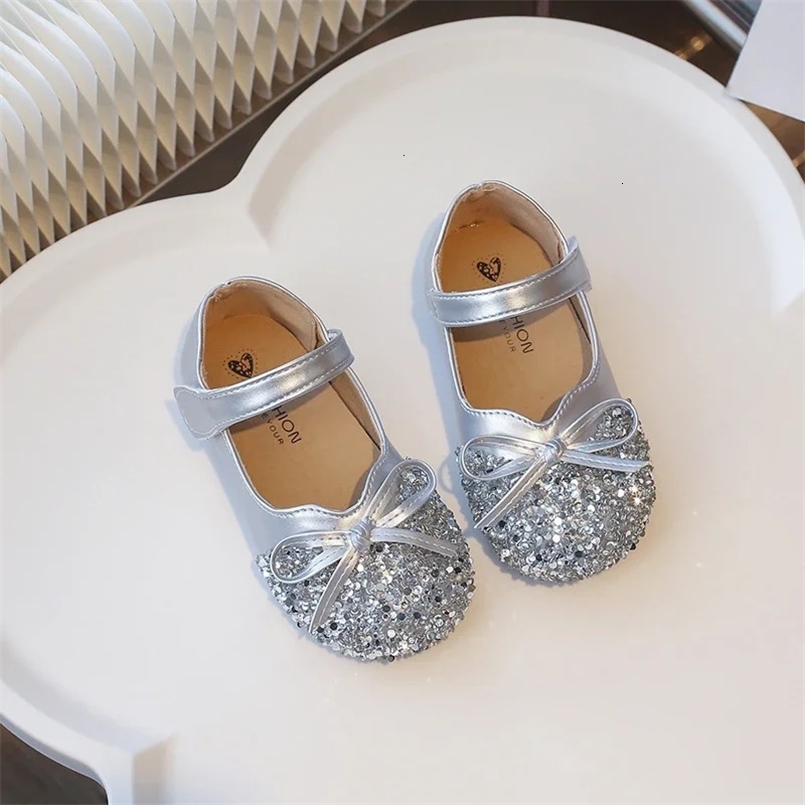 Kids Silver Ballet Shoes Sequins Versatile Girls Princess Leather Shoes Shallow Childrens Fashion Causal Flat Shoes Round-toe 250219