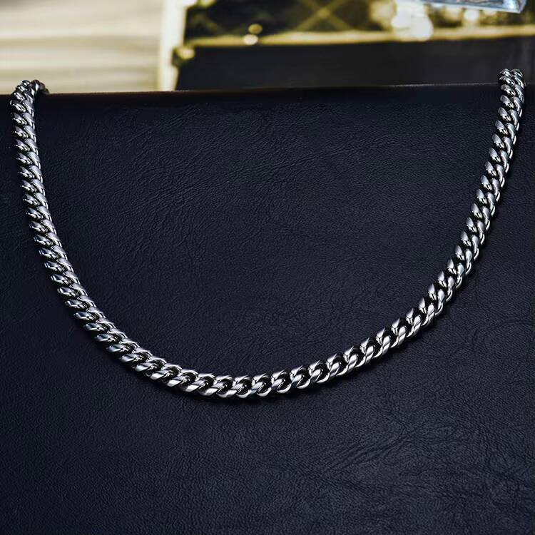 New Trendy Quality Cool Design Men Women Miami Cuban Link Chain Brass Moissanite Main Stone Gold for Hip Hop for Gift