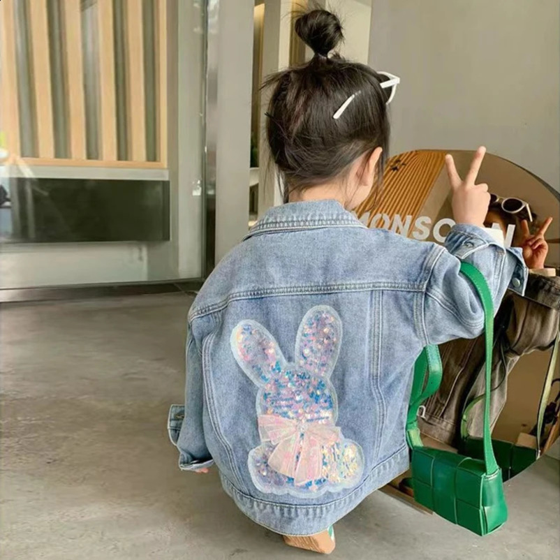 Girls denim jacket fashionable childrens jacket girls clothing long sleeved denim jacket 2-10 year old teenage girls denim jacket 240918