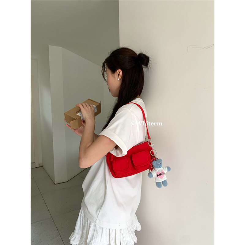 Autumn/Winter New 2025 bag Korean Edition Niche Design Nylon Shoulder Bag Light Luxury Retro Style Minimalist Fashion Handbag Designer Bag