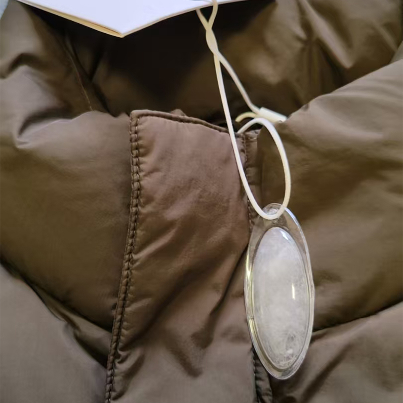 Down Vest Warm Insulated Jacket for Winter Lightweight Puffer Coat with Soft Shell Fabric