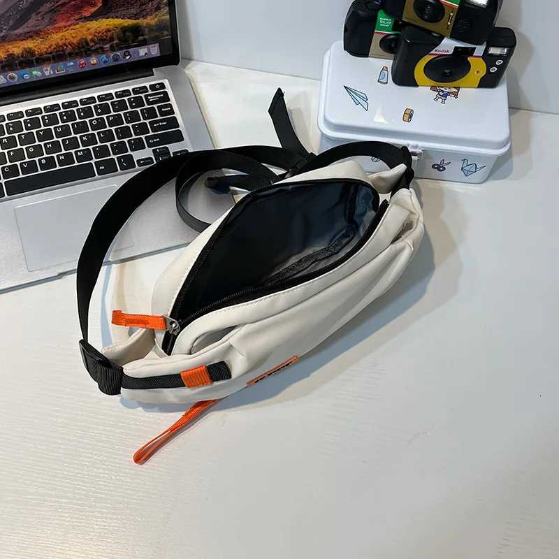 Japanese Style Versatile Chest Bag for Women Casual Sports Crossbody Bag for Men Large Capacity Street Student Shoulder Bag Z250918