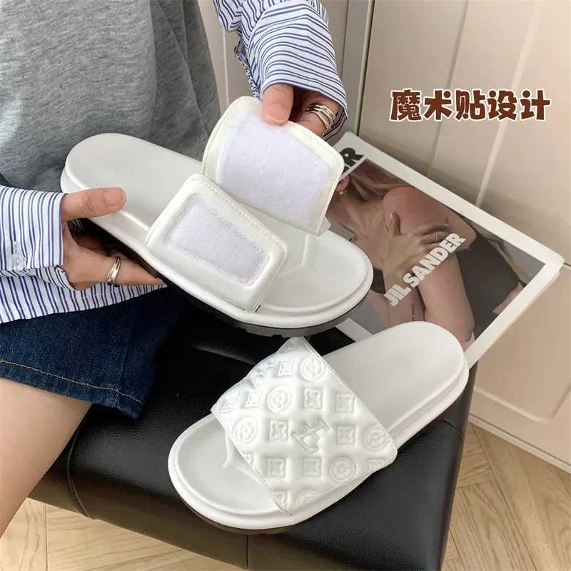 Ladies Magic Sticker Flat Slippers 2025 Summer New Designer Luxury Sandals for Women Elegant Home Flat Slippers Zapatos De MujerXJ250925