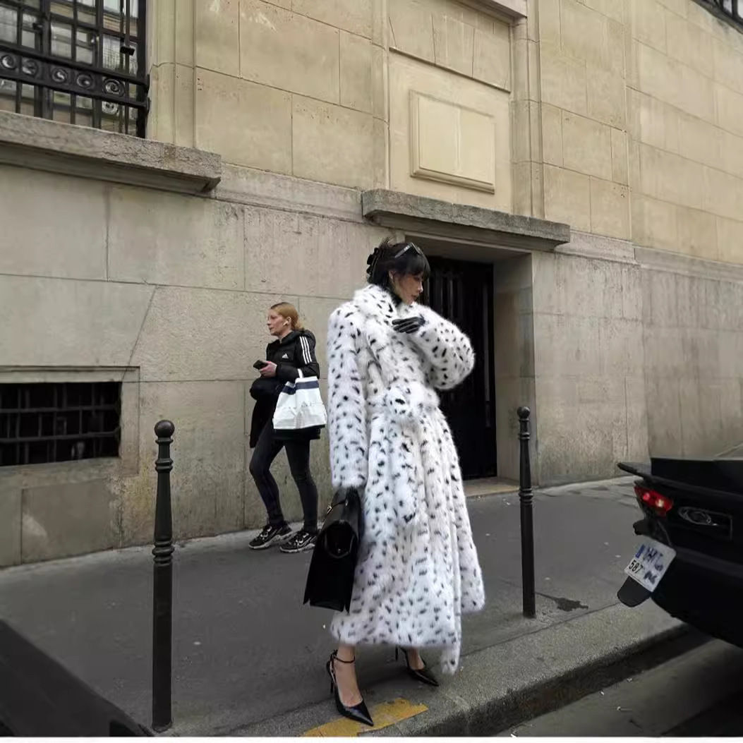 Winter Womens Suit Collar Fox Fur Coat Long Loose Warm Trench Coat 250925