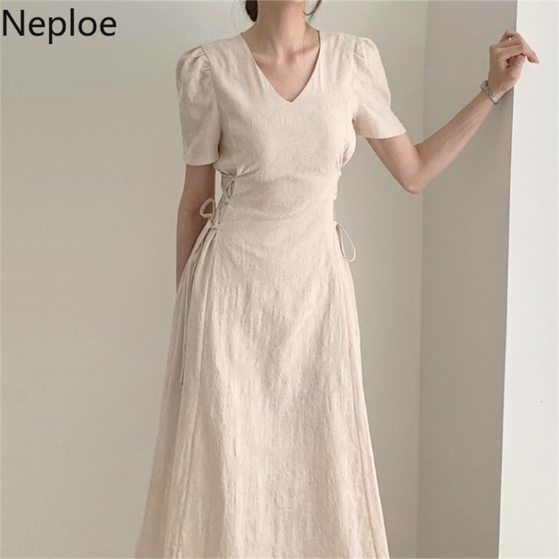 Neploe Korean Style Temperament Dresses Solid V-neck Short Puff Sleeve Bandage Vestidos Summer Elegant Fashion Dress 1B802 210630