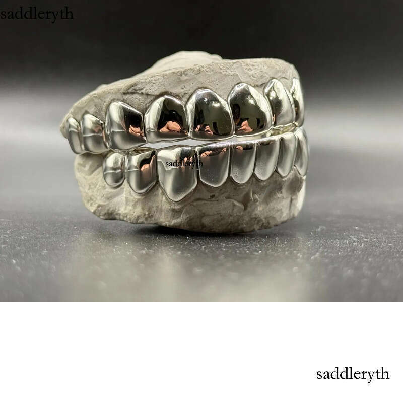 2025 New Unisize Wholesale Mens Hip Hop Gold Teeth Sier Top & Bottom Iced Out Grillz Dental Moissanite Grill be