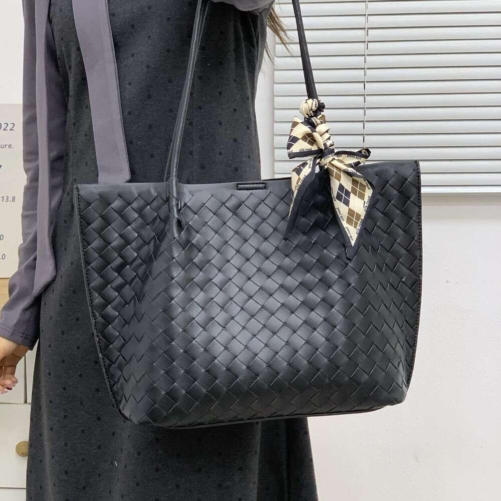 Luxury bag Large Capacity Tote Handheld Underarm Genuine Leather Mother-Daughter Single Shoulder Woven Bag Z260124