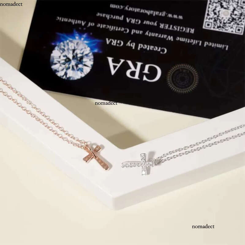 Pure Sterling Sier Jewelry Iced Out Design Moissanite for Women Wedding Gift Bling Cross Necklace ee