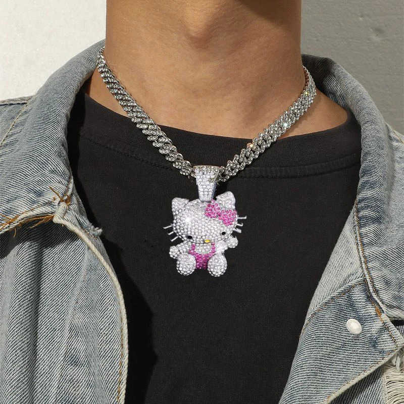 Sanrio 2025 Hello Kitty New Necklace Trendy and Fashionable Full Diamond Neck Pendant Cute and Overwhelmed Nightclub Rap Choker Present L250925