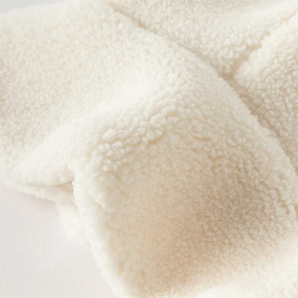 Dave Bella Baby Ear Protection Hat Winter Children Cute Scarf Cap Kids Girl Boy Thicken Warm Hat Fashion Plush Bonnet DB4254213 L250925AFHL