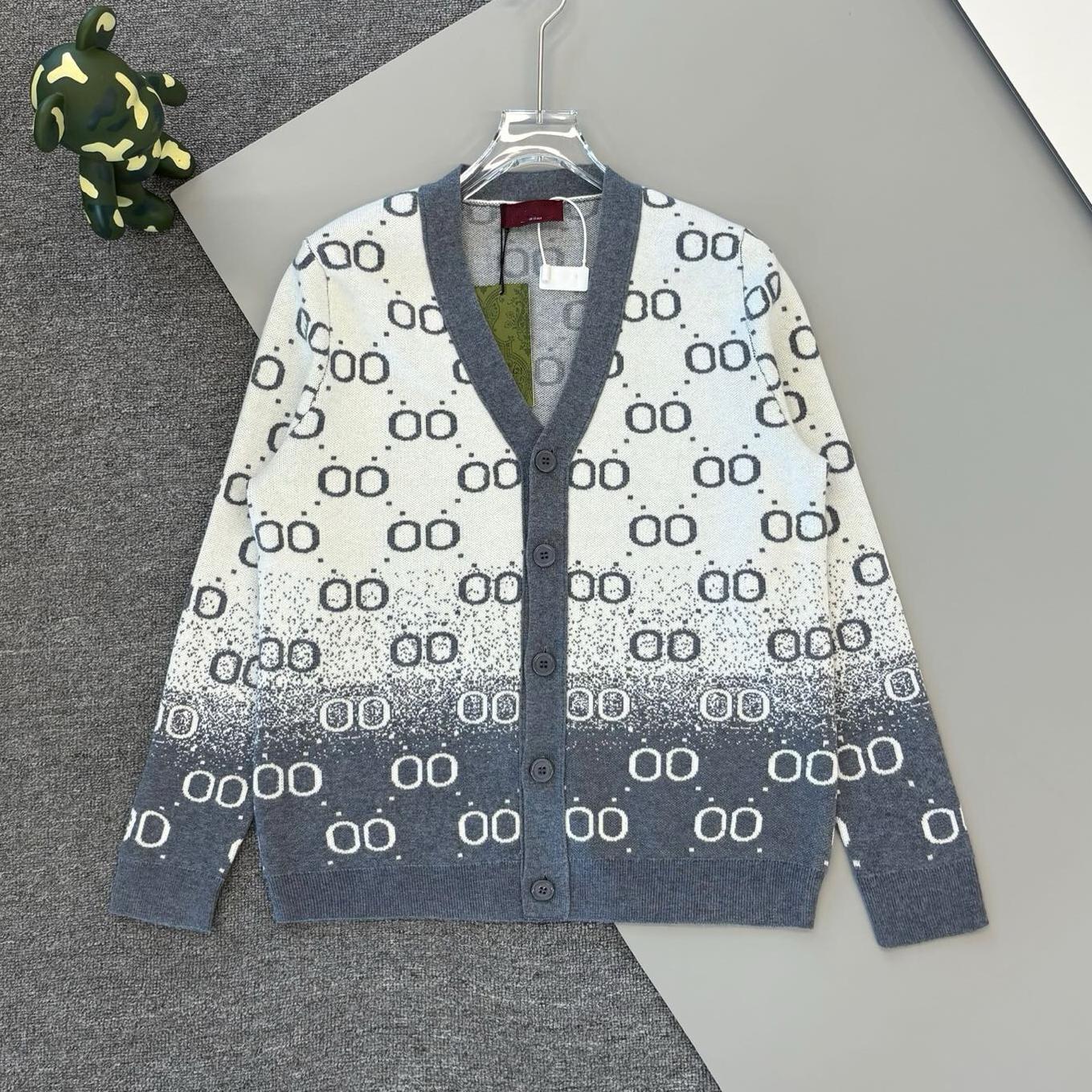 Designer Sweater Women's Sweater Knitted Sweater Autumn/Winter Long Sleeve High end Jacquard Pure Cotton Letter Button Knitted Sweater Outdoor Casual Fashion Coat