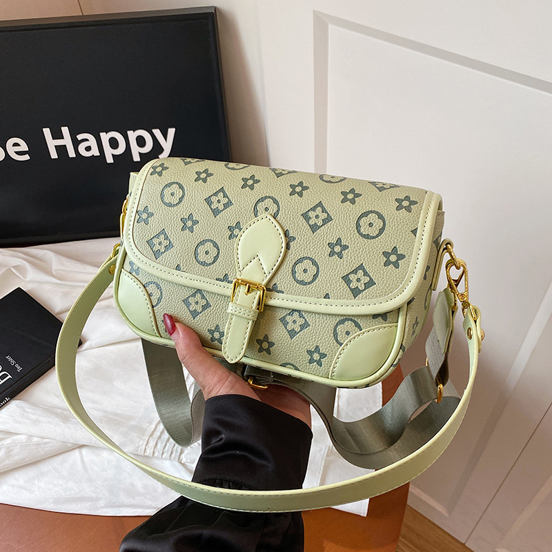 Designer bag hot free shipping New Printed Underarm Bag Fashionable Retro Trendy Commuter Small Square Bag for woman black pink white blue green