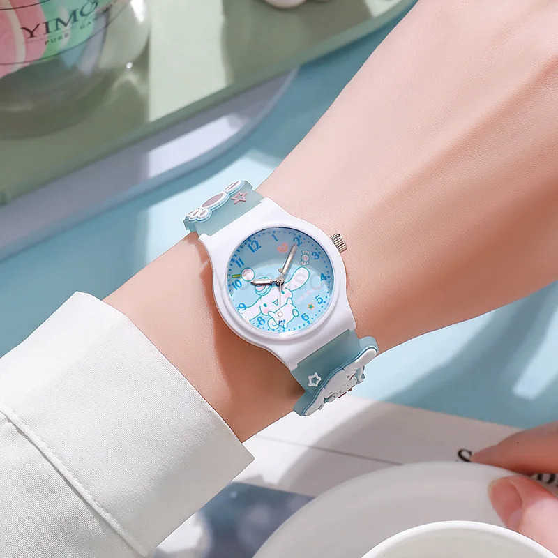 Sanrio Summer Kt Cat Watch Kawaii Anime Peripherals Cinnamoroll Hello Kitty Kuromi Cute Surprise Fashion Kid Exquisite Watch Toy Gifts L250925