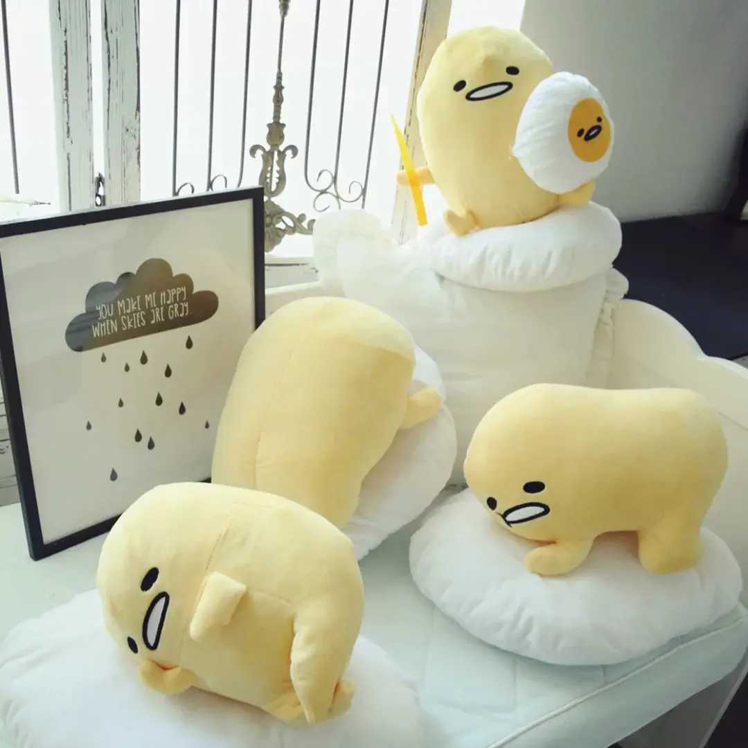 Cute Gudetama Plush Toy Soft Cuddly Stuffed Gudetama Plushies Hug Doll Sleeping Pillow Sofa Decoration Pillow Birthday Gifts C250925