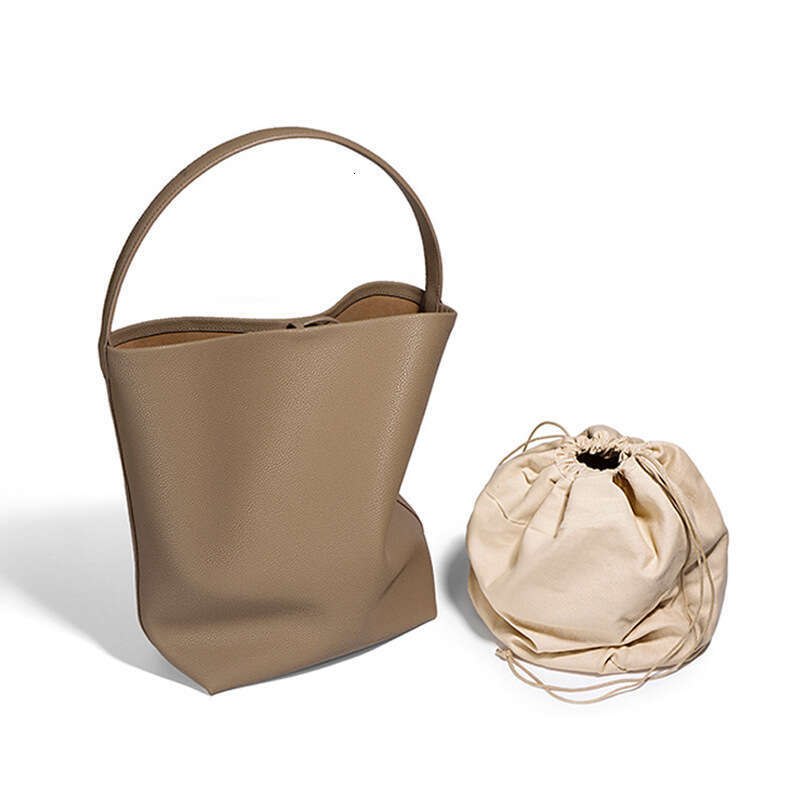 Hot Selling Handheld Bucket Women, Underarm Cowhide Tote Bag, Large Capacity, Feel, handbag genuine leather handbags designer women crossbody bag purs