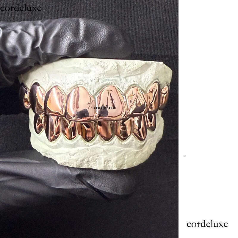 1 2025 New Unisize Wholesale Mens Hip Hop Gold Teeth Sier Top & Bottom Iced Out Grillz Dental Moissanite Grill 0 026