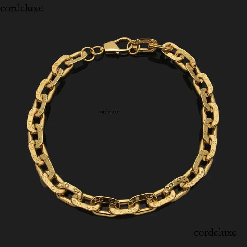 V Letter Mens Designer Titanium Stainless Steel Gold Chains Thick Chain Printed Necklace Jewelry For Womens b6