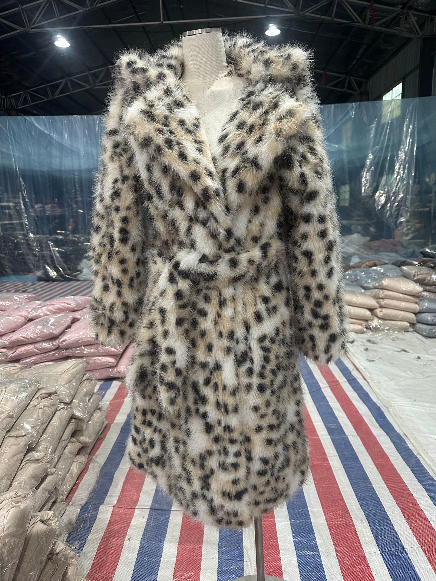 Winter Womens Suit Collar Fox Fur Coat Long Loose Warm Trench Coat 250925