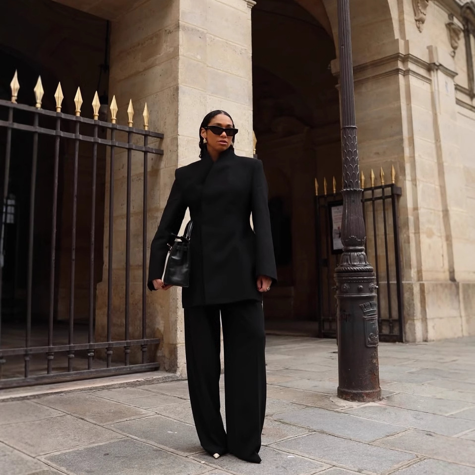 Fashion Womens FourColor Lapel Flared Sleeve Blazer 250924