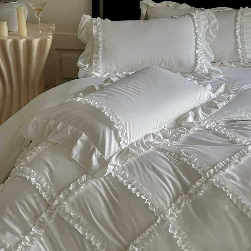 4Pcs French Princess Style Ruffles Bedding Set Double King Queen Size Wedding Bedroom Duvet Cover FlatFitted Sheet Pillowcases Z250925