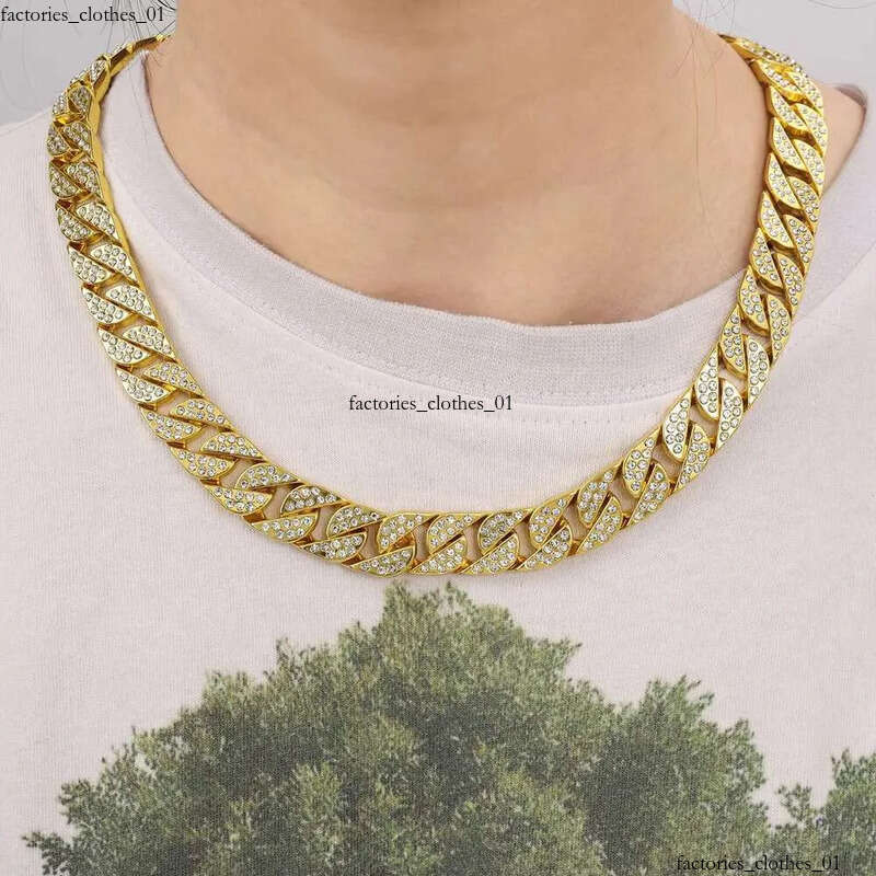DHcollections 15mm Link Necklace For Men - Durable Zinc Alloy Miami Hip Hop Jewelry, Thick Heavy Gold Cuban Chain 18-24 Inch Adjustable aaa