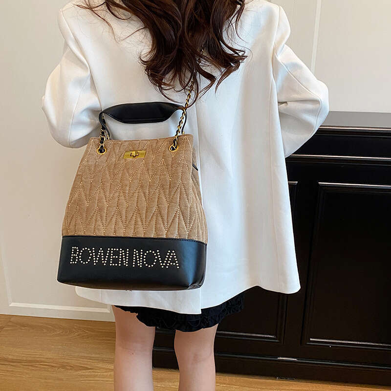 Designer Bags Shoulder Bags Quilted Texture for Women Fashion Chain Diamond Pattern Shoulder Crossbody Bag Unique Trendy Small Square Bag