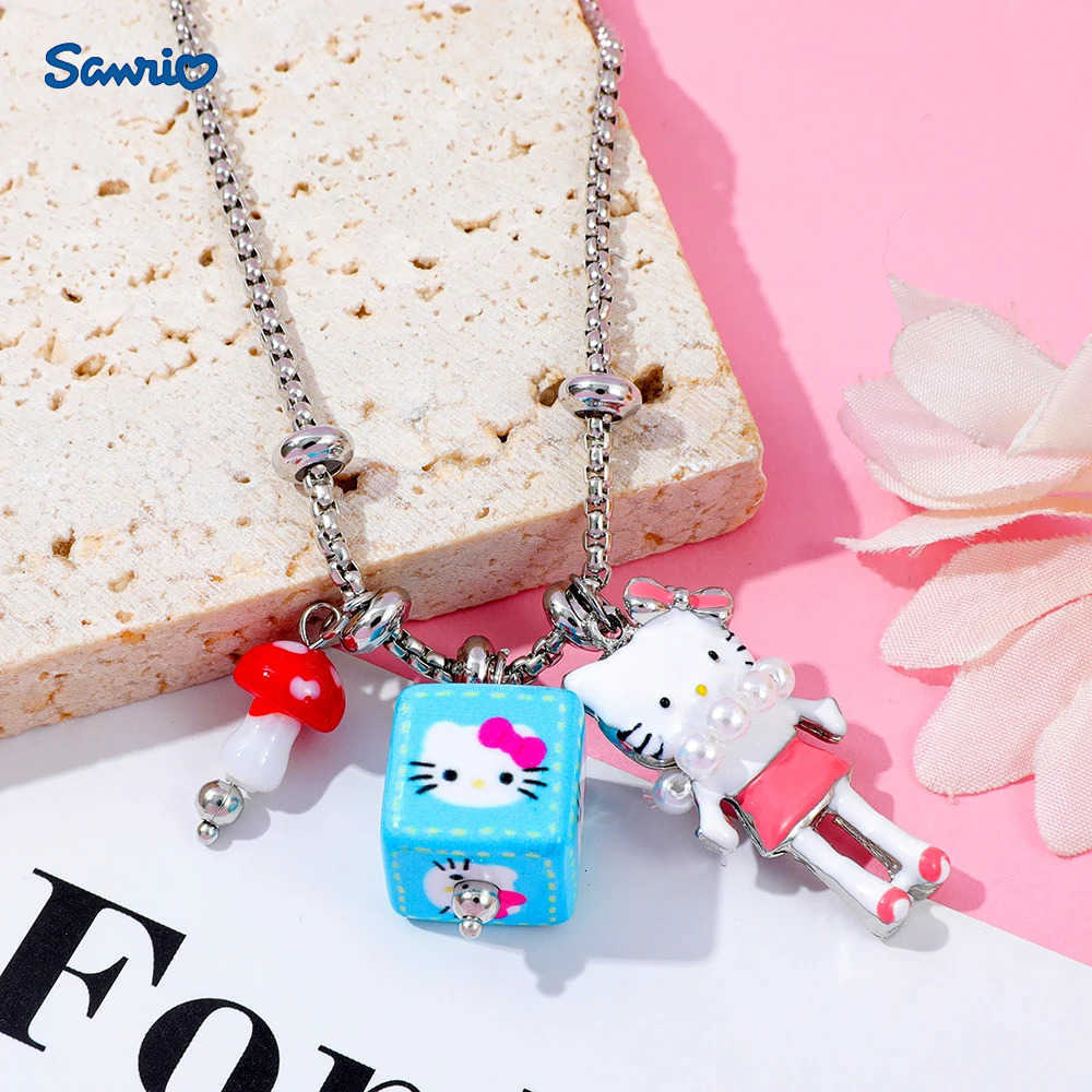 Sanrio Hello Kitty Kawaii Cute Cartoon Cat Pendant Necklace for Women And Girls Long Chain Fashion Jewelry Accessory L250925