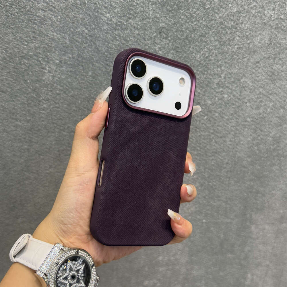 Flannel Suitable for Apple 17promax Fiber Cloth Magnetic Phone Case iPhone16 All-inclusive Anti-fall Protective Cover