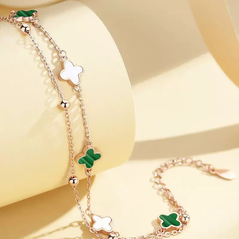 Clover Bracelet For Women Luxury Designer jewelry double-layer Leaf Bracelets 18K Gold Silver Plate Agate Diamond Fashion Charm Chain Wedding Gift Par