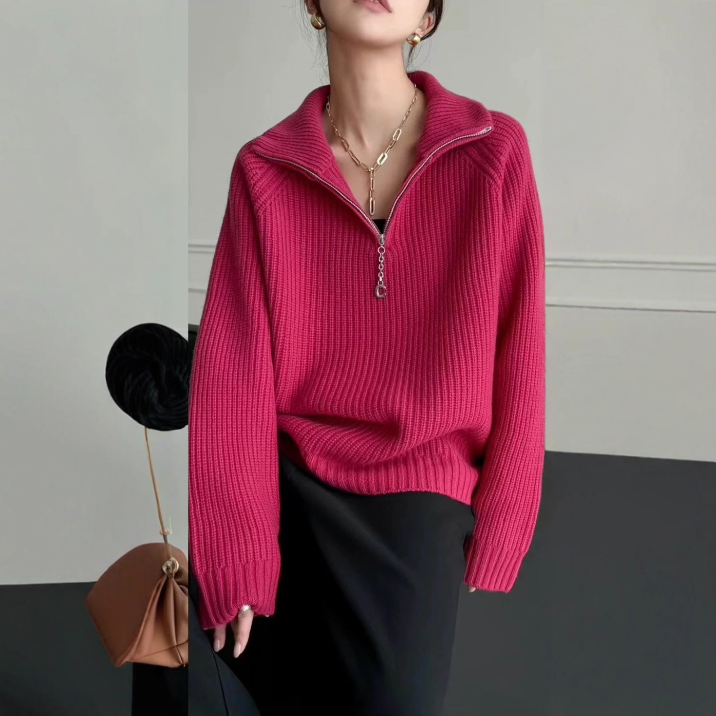 Autumn Winter New Loose Thick Fashion Design Turn-Down Collar Zipper Solid Color Knitted Sweater Women Pullover
