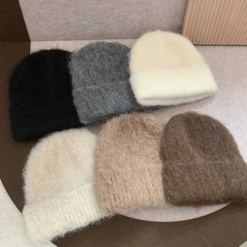 Korean Style Wool Blend Brushed Knitted Cold Hat Women Men Causal Solid Woolen Beanie Fashion Warm Soft Skullies Cap Female Male L250925Y3MB