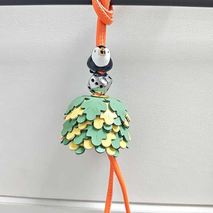 Pendant for She Brass KeychainDigital Steel Bead Pendant for PurseCarBackpack Decor Independent Design Y250925w