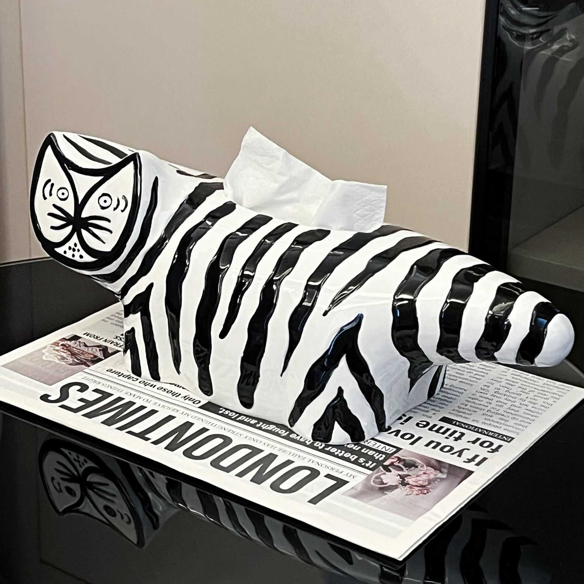 Cat Tissue Box Living Room Ceramic Tissue Holder Home Decor Creative Cartoon Napkin Box Aesthetic H250925