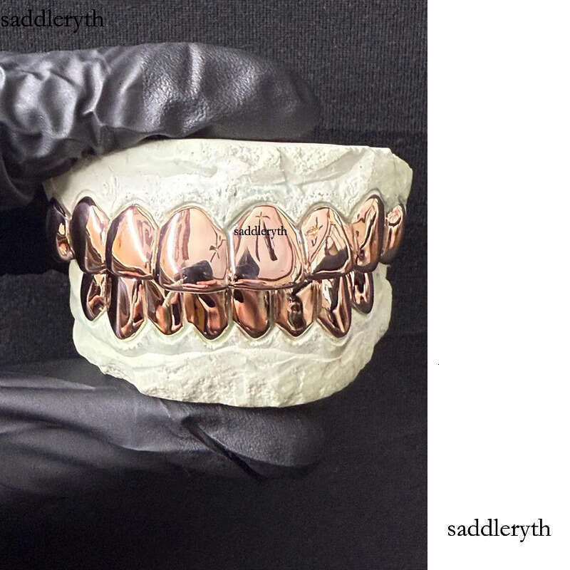 2025 New Unisize Wholesale Mens Hip Hop Gold Teeth Sier Top & Bottom Iced Out Grillz Dental Moissanite Grill be