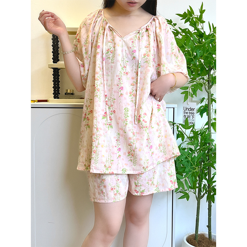 B1048-Sophistication Meets Comfort: Trendy Gentle Texture Wear