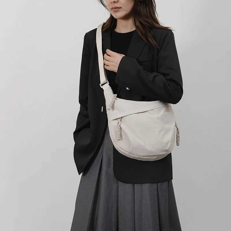 New Wheat Ear Zipper Crossbody Bag Fashionable Commuting Large Capacity Wrinkle Bag Fashionable Simple Casual Dumpling Bag Z250918