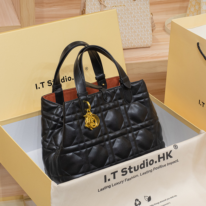 LORDLY KNACK designer bag light luxury genuine leather New autumn and winter diamond patterned handbag with large capacity and fashionable tote bag fo
