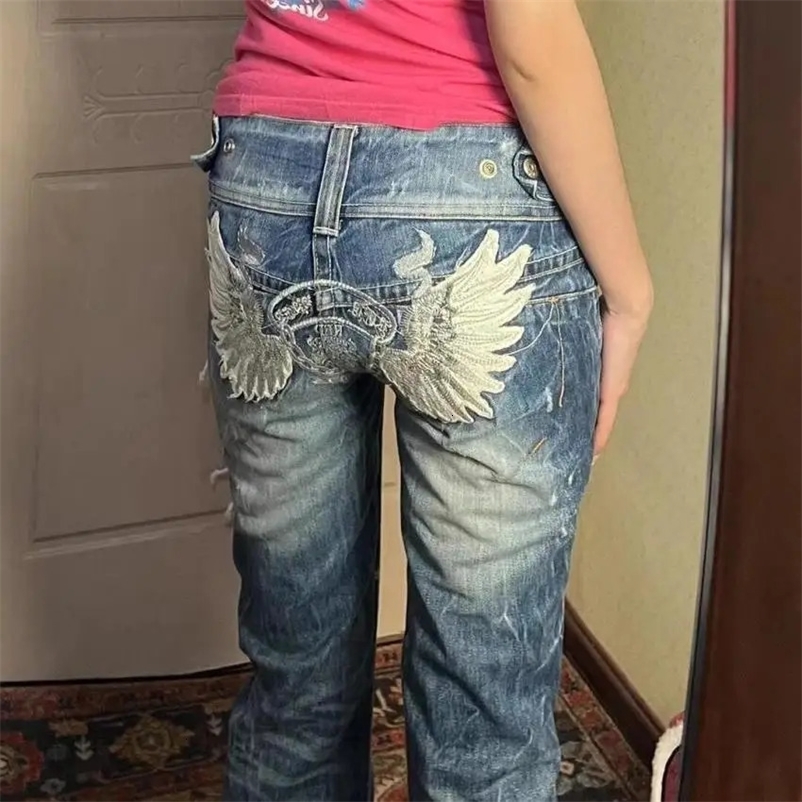 Y2k Girl Heavy Industry Wings Embroidered Pleated Jeans Retro Low-waisted Slim Fit Micro-flared Pants Women Clothing 240717