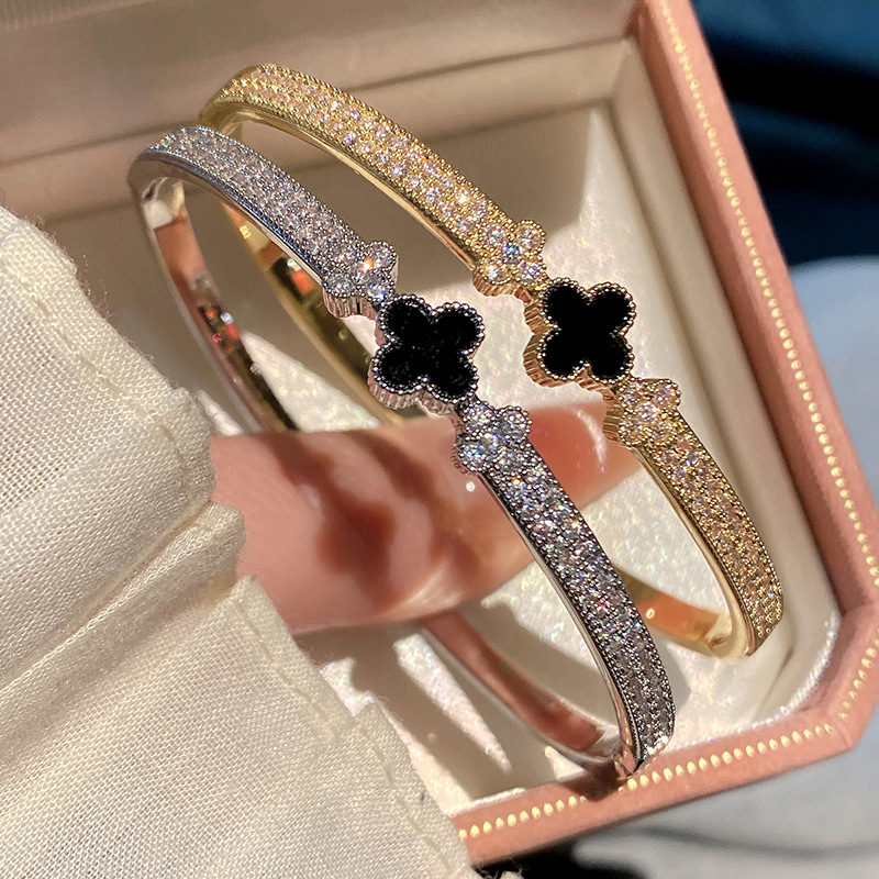 Multiple Styles Designer Jewelry Four Leaf Clover Bracelet Gold-Tone Diamond Bracelet High End Adjustable Opening Luxury Jewelry For Women Shell & Cry