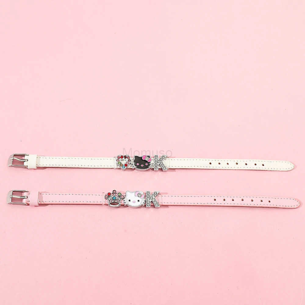 Sanrio DIY Handmade Bracelet with Hello Kitty Pendant Cute Summer Couple Bracelet for Girlfriend Cartoon Inspired Jewelry L250925