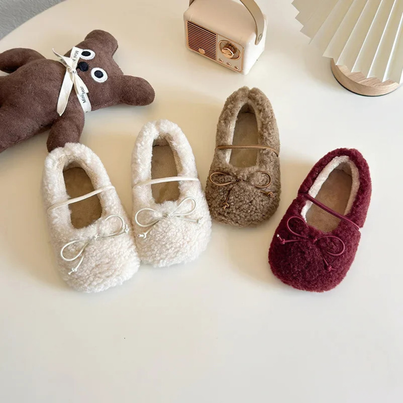 Children Plush Shoes for Girls Winter Fashion Korean Style Soft Bottom Anti-slippery Versatile Chic Keep Warm Shoes 241219